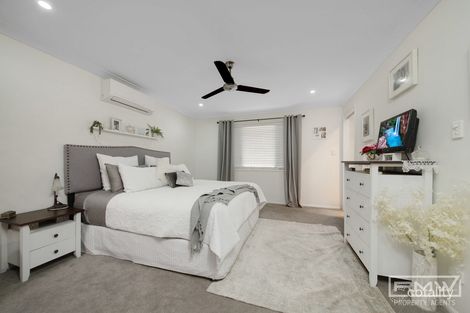 Property photo of 3 Waterpark Drive Mulambin QLD 4703