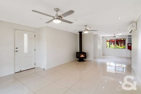 Property photo of 8 Orm Court Marsden QLD 4132