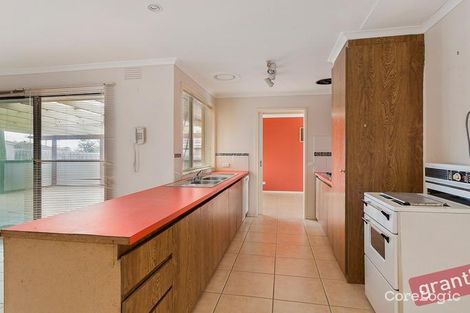 Property photo of 11 Patterson Court Endeavour Hills VIC 3802