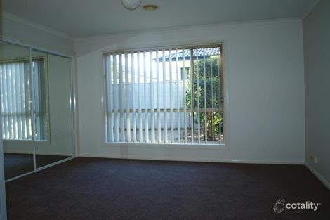 Property photo of 8 Bayside Court Jerrabomberra NSW 2619