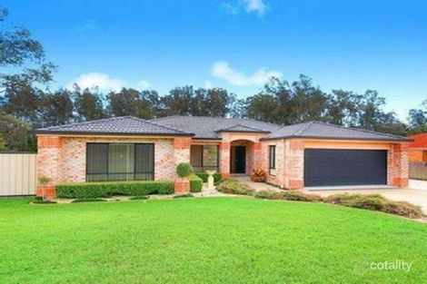 23 Abel Tasman Dr, Lake Cathie, NSW 2445