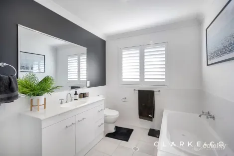 Property photo of 62 Ardennes Circuit Gillieston Heights NSW 2321