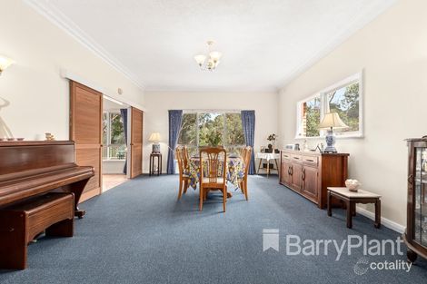 10 Delfin Cres, Greensborough, VIC 3088