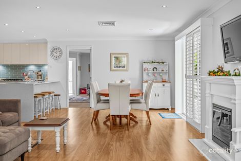 Property photo of 3 Lakeshore Close Kilaben Bay NSW 2283
