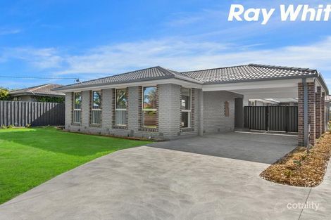 9 Rosalie Ct, Pakenham, VIC 3810