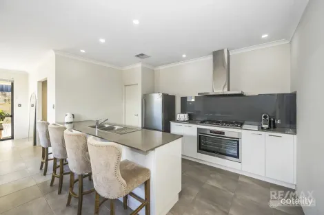 Property photo of 13 Ligula Street Jindalee WA 6036