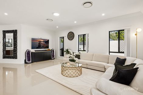 Property photo of 8 Foxwood Circuit Wakerley QLD 4154