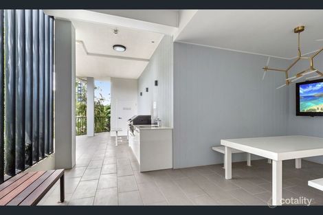 Property photo of 205/9 Regina Street Greenslopes QLD 4120