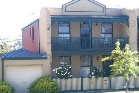 Property photo of 12 Penny Lane Berwick VIC 3806