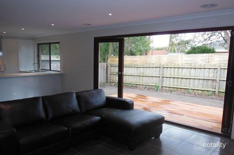 Property photo of 2/9 Central Avenue Croydon South VIC 3136