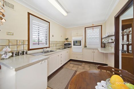 Property photo of 43 Eyre Street Chifley NSW 2036