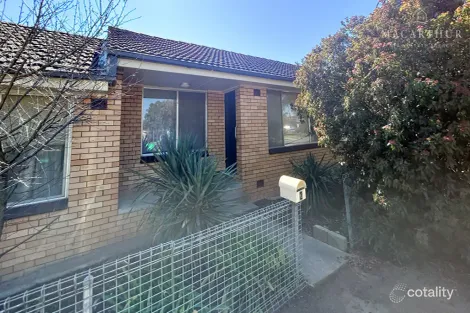 2/52 Raye St, Tolland, NSW 2650