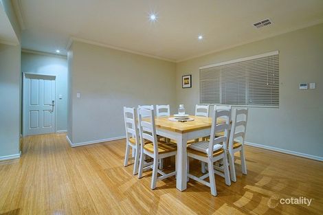 Property photo of 6 Howell Court Guildford WA 6055