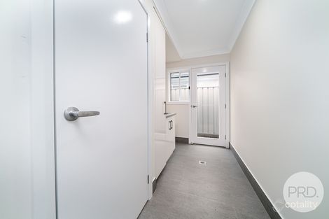Property photo of 34 Watson Boulevard Lloyd NSW 2650