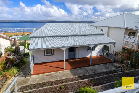 Property photo of 21 Earl Street Albany WA 6330