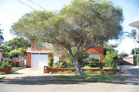6 Burraneer Cres, Greenacre, NSW 2190