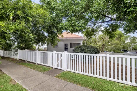 28 Mawarra St, Albion, QLD 4010