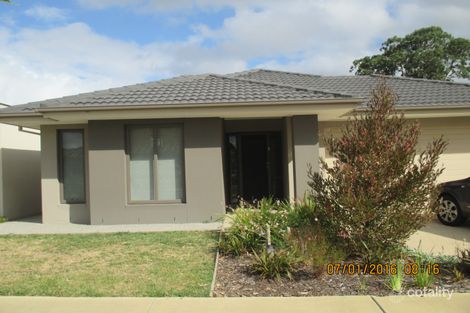 Property photo of 208 Sandhurst Boulevard Sandhurst VIC 3977