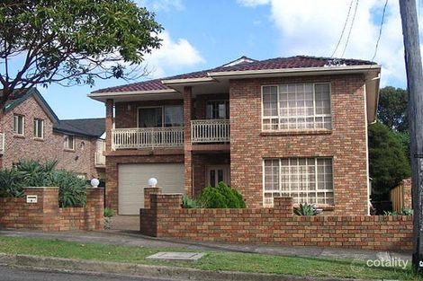 5 Sylvanus St, Greenacre, NSW 2190