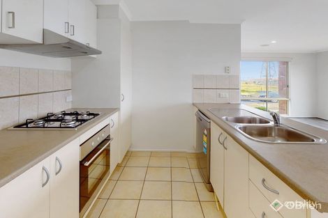 Property photo of 211 Ormond Road Narre Warren South VIC 3805