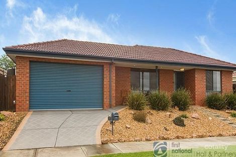 Property photo of 21 Staunton Walk Cranbourne East VIC 3977