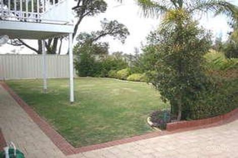 Property photo of 11 Inverell Green Carramar WA 6031