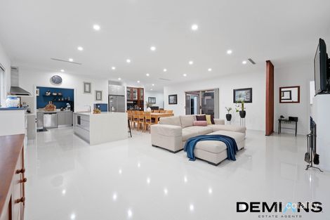 Property photo of 21 Lilli Pilli Drive Pleasure Point NSW 2172