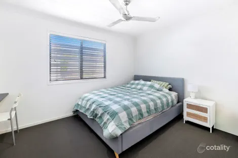4/119 Eugaree St, Southport, QLD 4215