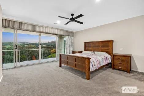 Property photo of 49 Clarendon Avenue Wodonga VIC 3690