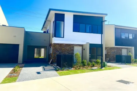 191-197 Marina Quays Bvd, Hope Island, QLD 4212