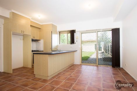 Property photo of 32 Kennedy Parade Roxburgh Park VIC 3064