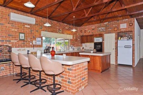 Property photo of 15 Easterbrook Place Wattle Grove WA 6107