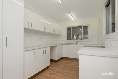 Property photo of 197 Pinnacle Drive Rasmussen QLD 4815