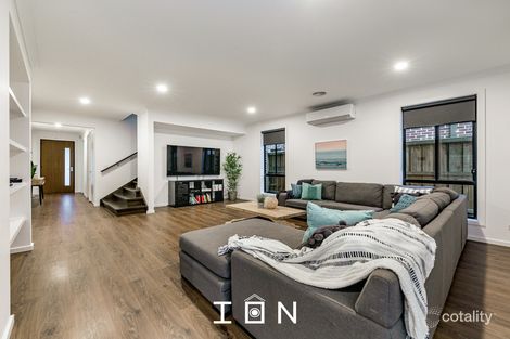 Property photo of 38 Rathberry Circuit Clyde North VIC 3978