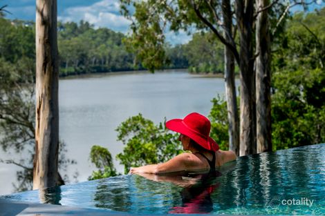 Property photo of 1/38A Scenic Road Kenmore QLD 4069