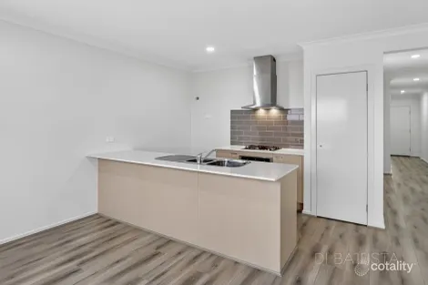 Property photo of 26 Echidna Drive Beveridge VIC 3753
