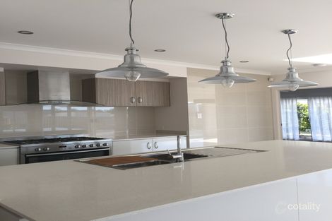 Property photo of 8 Forest Springs Drive Kirkwood QLD 4680