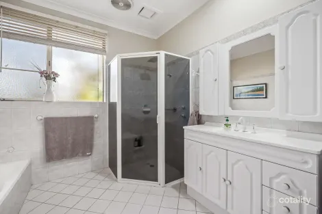 Property photo of 20 Neate Avenue Belair SA 5052