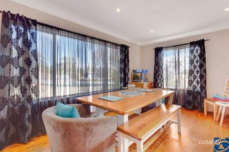 Property photo of 107 Cams Boulevard Summerland Point NSW 2259