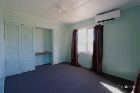 Property photo of 2 Copper Crescent Townview QLD 4825