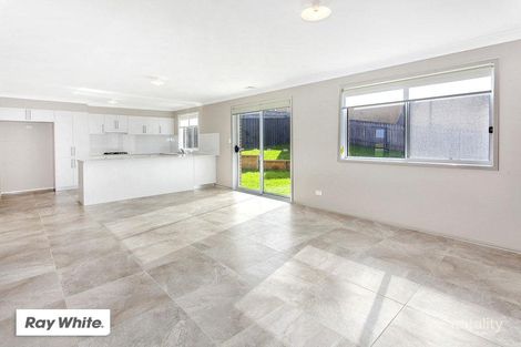 Property photo of 15 Saltwater Circuit Kanahooka NSW 2530