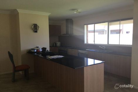 Property photo of 27 Farmdale Road Pakenham VIC 3810
