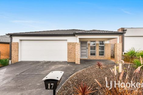 17 Cascade Way, Pakenham, VIC 3810