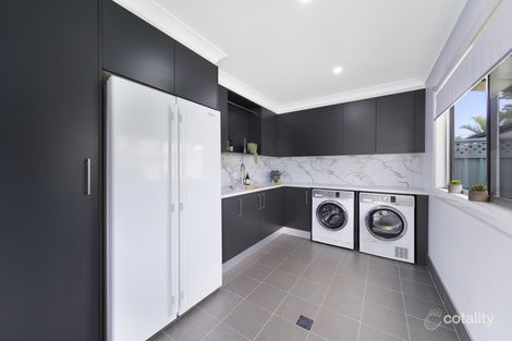 Property photo of 33 Kathleen White Crescent Killarney Vale NSW 2261