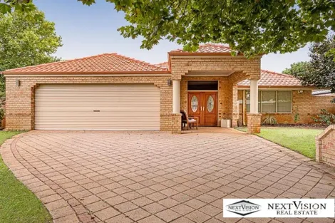 44 Folland Pde, Atwell, WA 6164