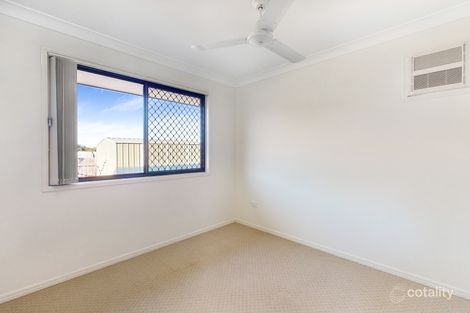 Property photo of 1 Stark Place Gracemere QLD 4702