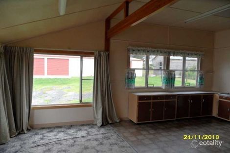 Property photo of 76 Greenup Street Stanthorpe QLD 4380