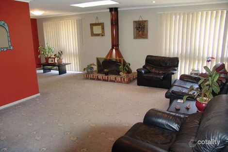 Property photo of 17 Templeton Crescent Moorebank NSW 2170