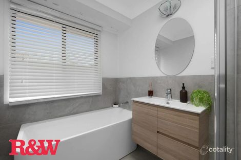 Property photo of 3 William Howe Place Narellan Vale NSW 2567