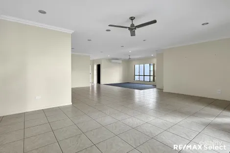 Property photo of 52 Village Circuit Eimeo QLD 4740